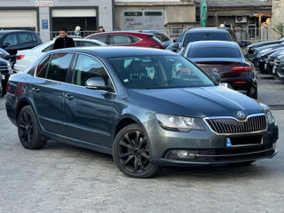 Skoda Superb foto 3