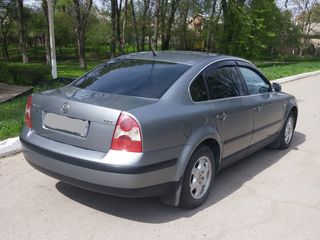 Volkswagen Passat foto 4