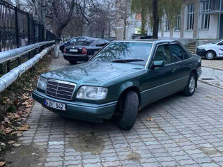 Mercedes E-Class foto 10