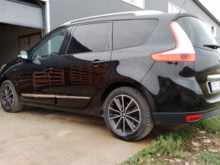 Renault Grand Scenic foto 6