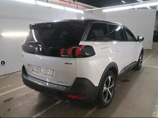 Peugeot 2008 foto 3