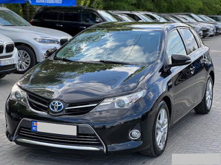 Toyota Auris foto 1