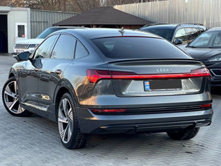 Audi E-tron Sportback foto 3