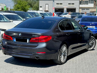 BMW 5 Series foto 3