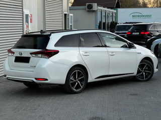 Toyota Auris foto 4