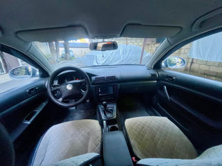 Volkswagen Passat foto 8