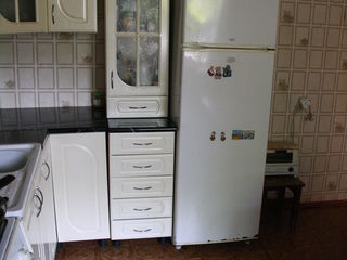 продается дом в центре бессарабки ori fac schimb pe apartament la Chisinau foto 2