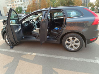 Volvo XC60 foto 5