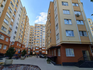 2-х комнатная квартира, 73 м², Центр, Кишинёв