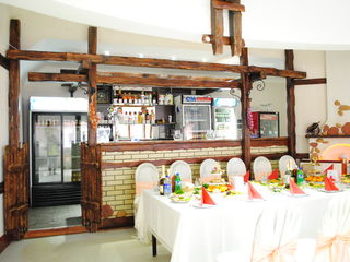 Spre vanzare "La cuptor" cafenea-restaurant cu terasa de vara!  activa!!! foto 1