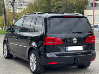 Volkswagen Touran foto 5