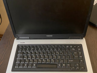 Toshiba L40-139 foto 2