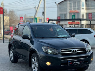 Toyota Rav 4 foto 2