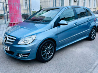 Mercedes B-Class