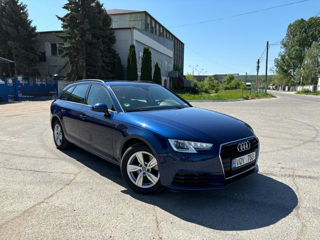 Audi A4 foto 1