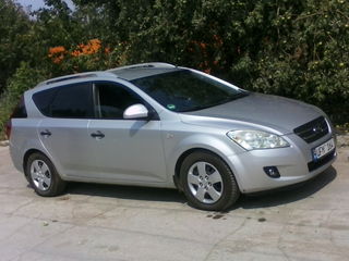 KIA Ceed foto 1