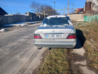 Mercedes Series (W124) foto 4