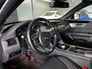 Jaguar Xf foto 8