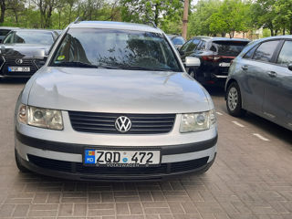 Volkswagen Passat foto 2