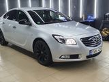 Opel Insignia foto 1