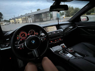 BMW 5 Series foto 5