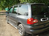 Volkswagen Sharan foto 2