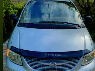 Chrysler Voyager фото 1