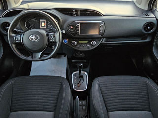 Toyota Yaris foto 6