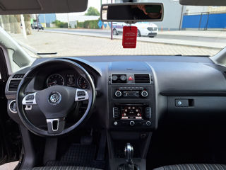 Volkswagen Touran foto 6