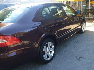 Skoda Superb foto 2