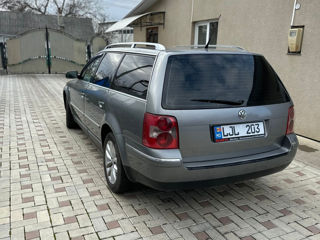 Volkswagen Passat foto 5