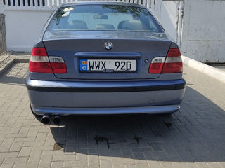 BMW 3 Series foto 6