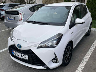 Toyota Yaris foto 1