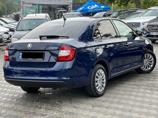 Skoda Rapid foto 2