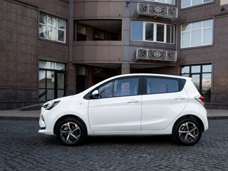 Changan E-STAR foto 5