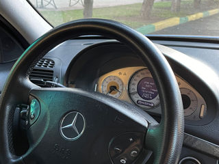 Mercedes E-Class foto 4