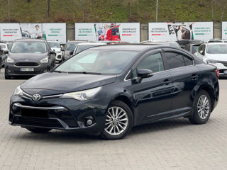 Toyota Avensis foto 3