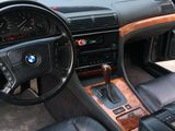 BMW 7 Series foto 1