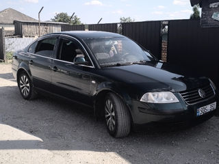 Volkswagen Passat foto 1