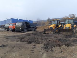 Servicii cu autobasculanta si buldoexcavator!!! foto 6