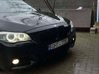 BMW 5 Series foto 5