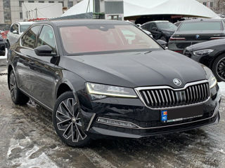 Skoda Superb foto 4