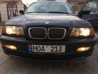 BMW 3 Series foto 5