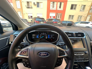 Ford Fusion foto 5