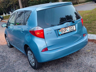 Toyota Verso-S foto 4