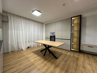 Apartament cu 3 camere, 102 m², Ciocana, Chișinău foto 3