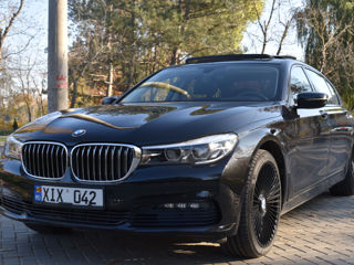 BMW 7 Series foto 5