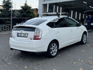 Toyota Prius foto 4