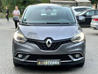 Renault Scenic foto 2