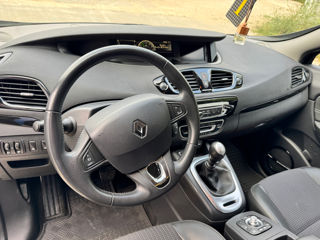 Renault Grand Scenic foto 3